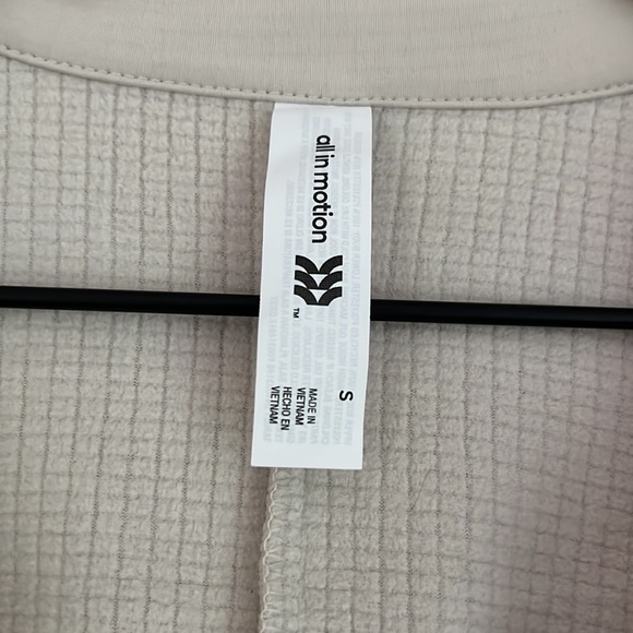 All In Motion Lightweight Jacket - Picture 2 of 3